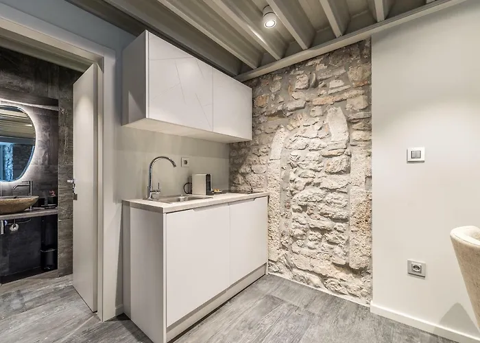 Alma Lofts *