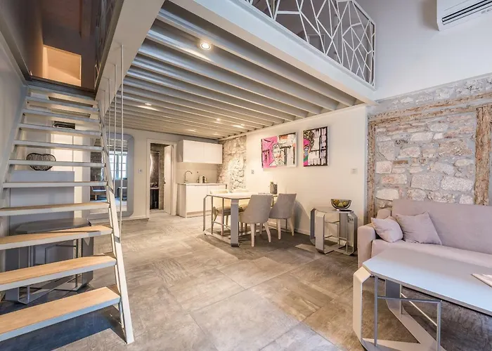 Alma Lofts *