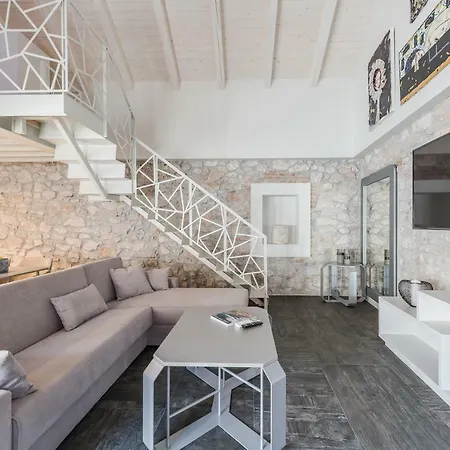 Alma Lofts