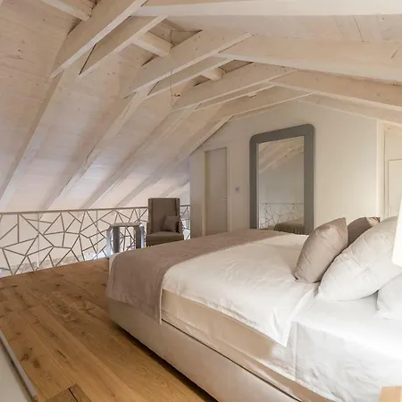 Apartment Alma Lofts *