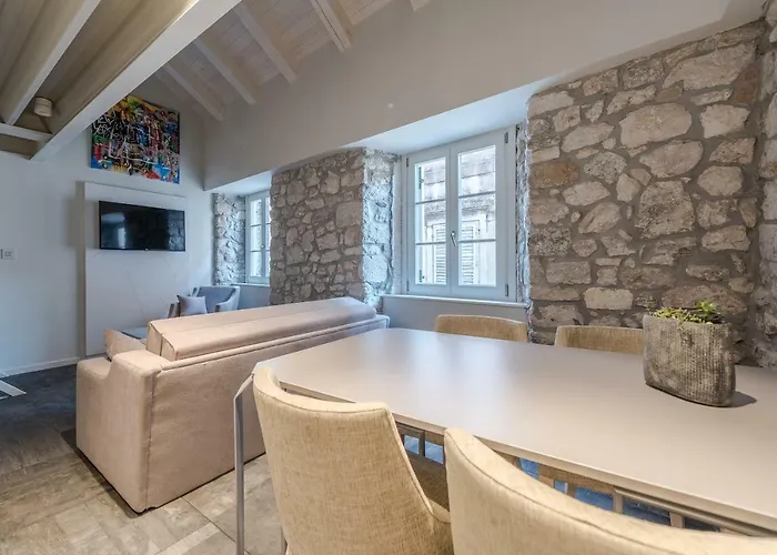 Apartman Alma Lofts *